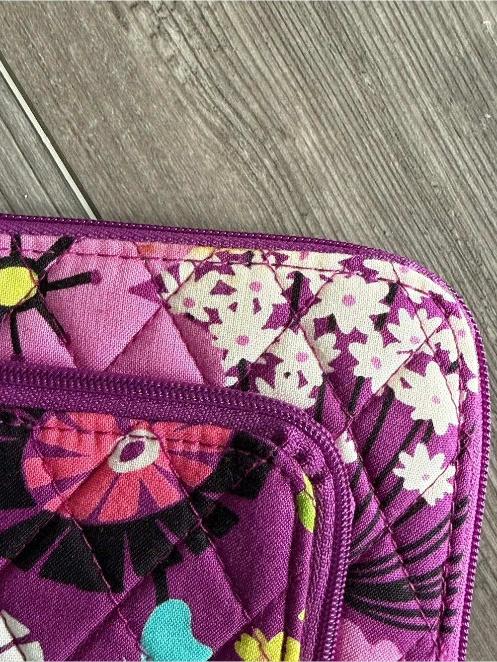 Vera Bradley Zip Zip Wristlet in Flutterby NWT
